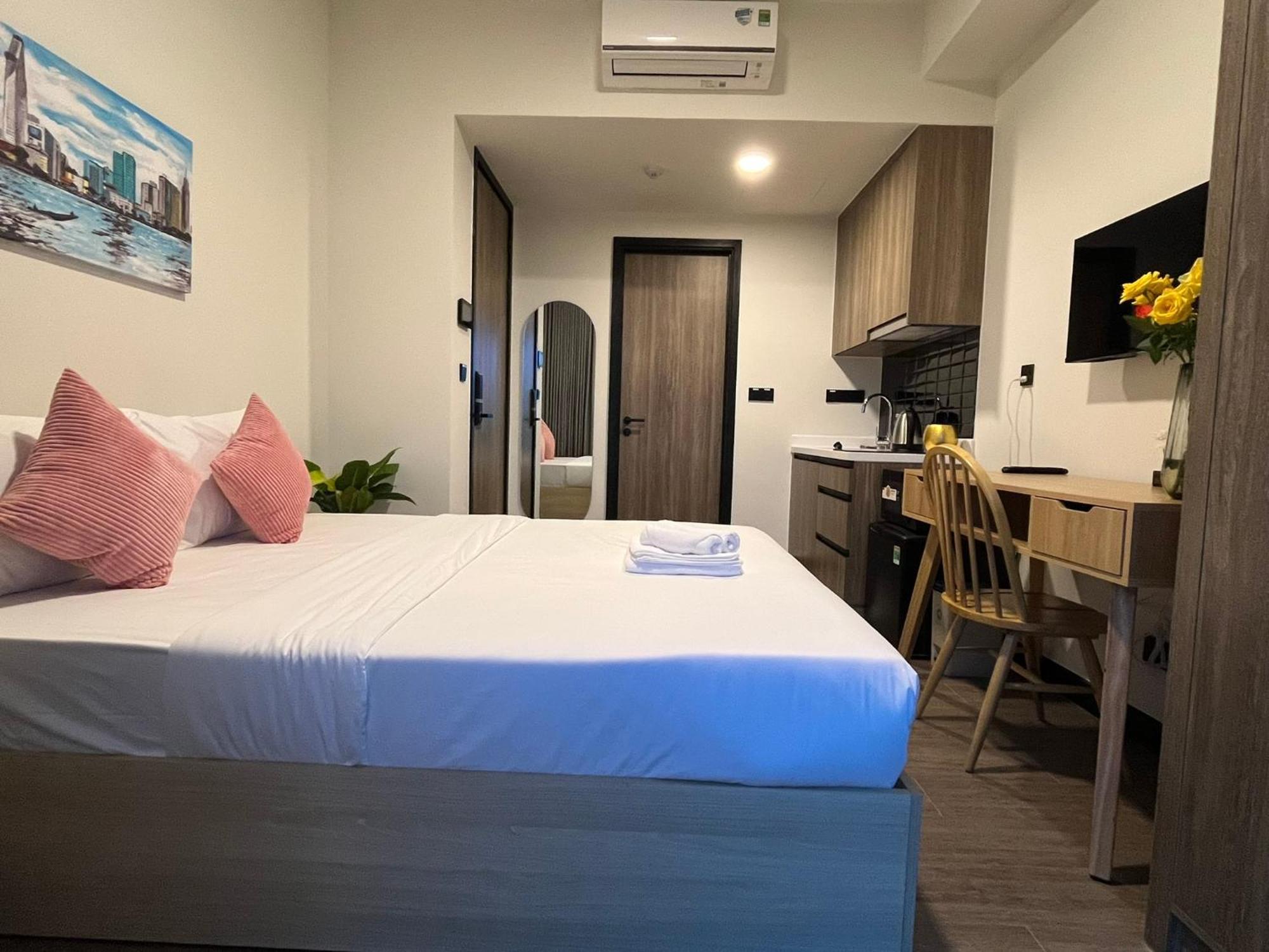 Tropical House - New Apartment At Delasol Хошимин Экстерьер фото